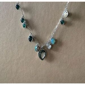 SWAROVSKI NWOT Multi Drop Green Crystal Necklace